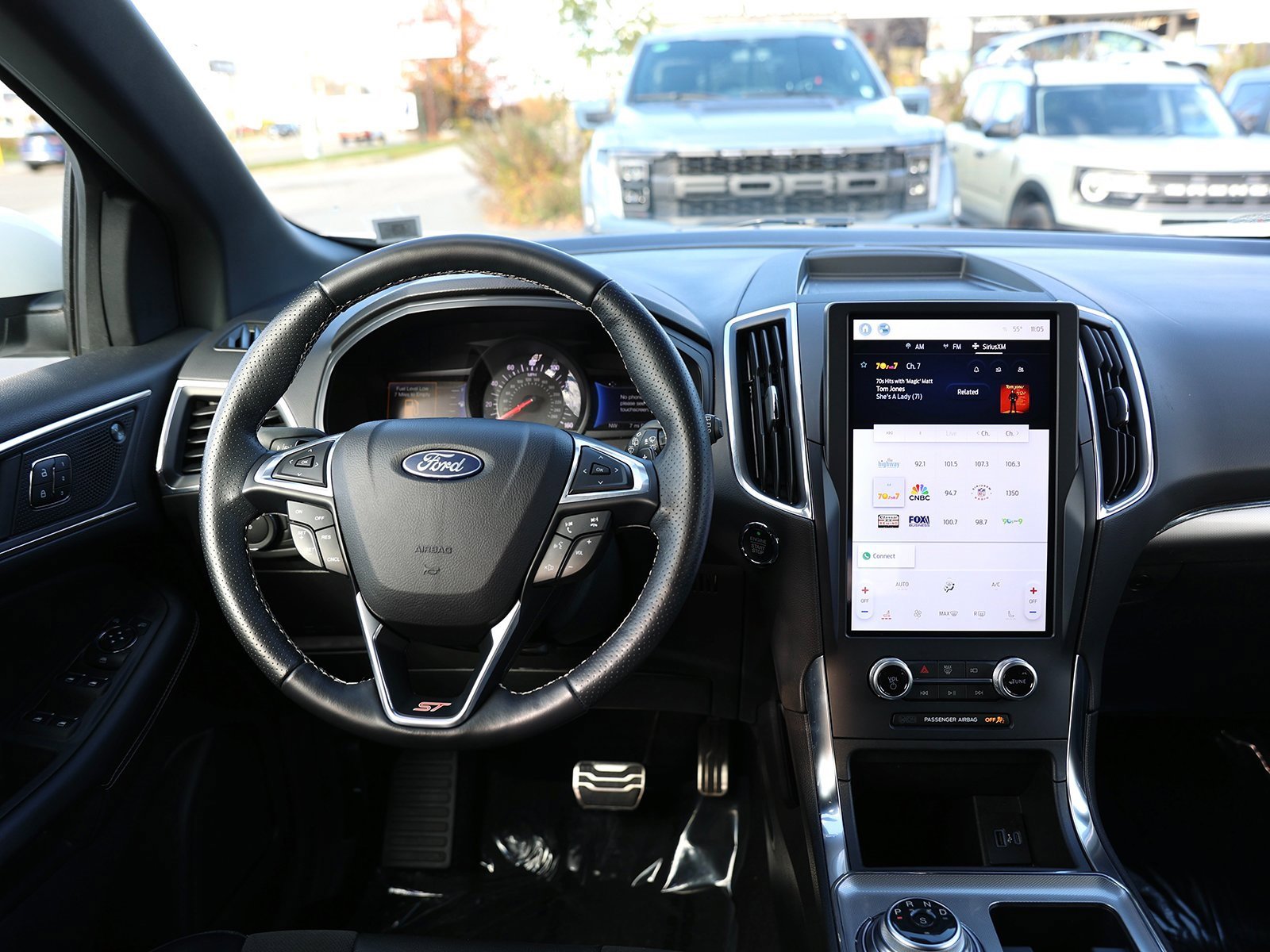 Certified 2022 Ford Edge ST image 16