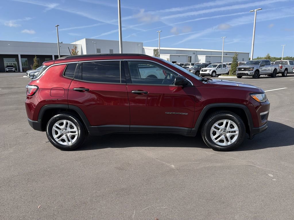 Used 2021 Jeep Compass Sport image 3