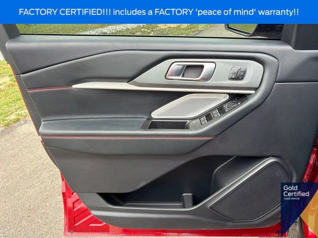 Certified 2025 Ford Explorer ST w/ Sun And Sound Package AWD/4WD image 32