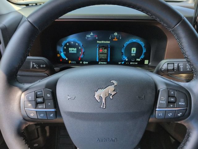Certified 2025 Ford Bronco Sport Outer Banks w/ Outer Banks Tech Package+ AWD/4WD image 34