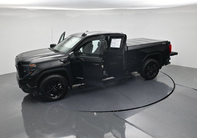 Used 2022 GMC Sierra 1500 Elevation w/ Preferred Package AWD/4WD image 42
