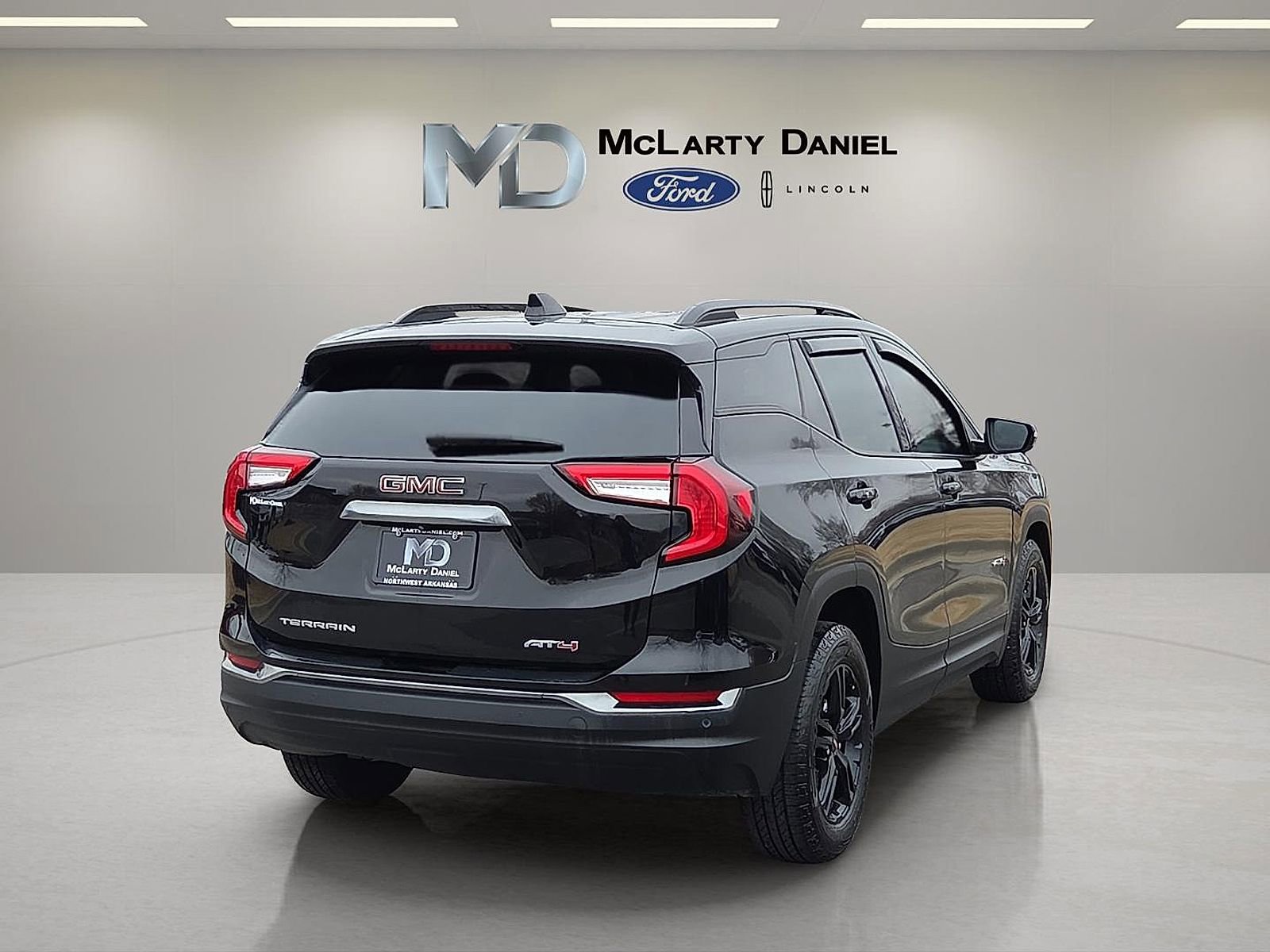 Used 2024 GMC Terrain AT4 w/ Tech Package image 5