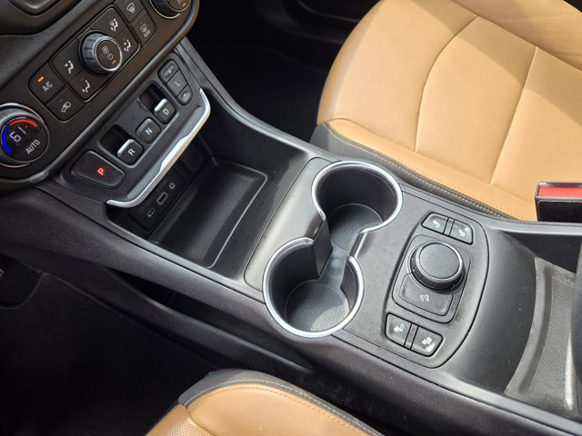 Used 2019 GMC Terrain SLT w/ Preferred Package FWD image 18
