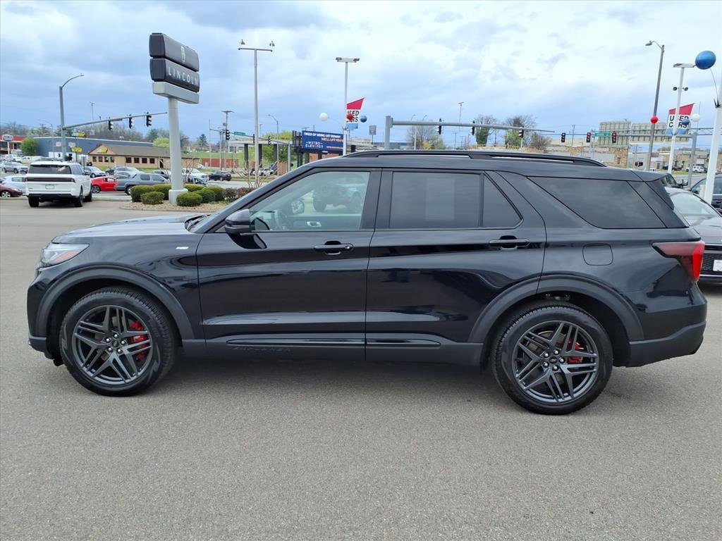 Certified 2025 Ford Explorer ST-Line w/ Premium Package AWD/4WD video 2