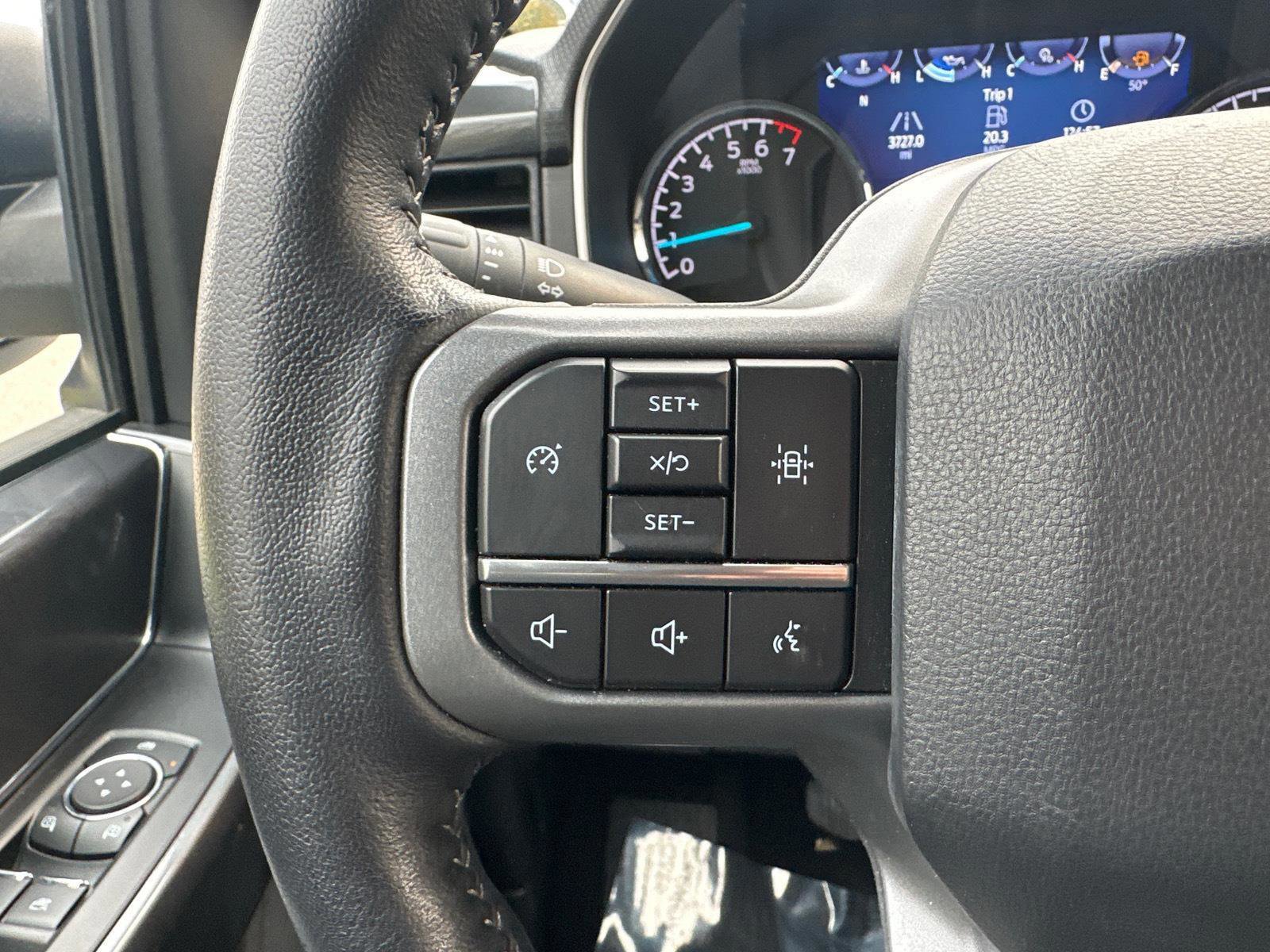 Certified 2022 Ford F150 XLT w/ Equipment Group 302A High image 22