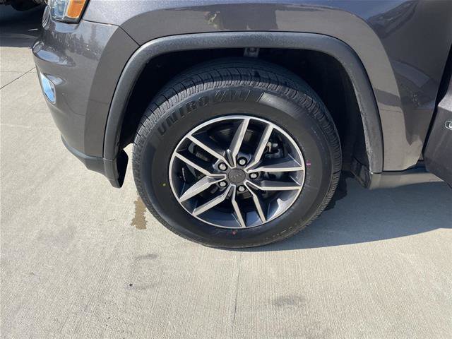 Used 2020 Jeep Grand Cherokee Limited AWD/4WD image 10