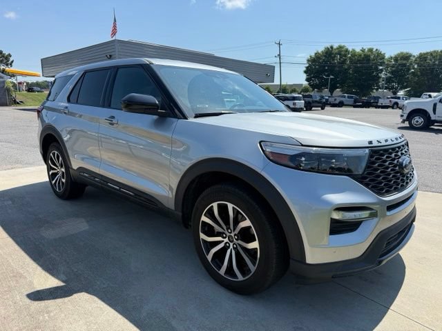 Certified 2022 Ford Explorer ST AWD/4WD image 4