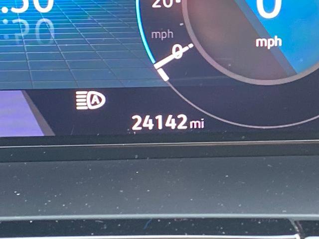 Used 2024 Volkswagen Atlas SEL Premium R-Line image 23