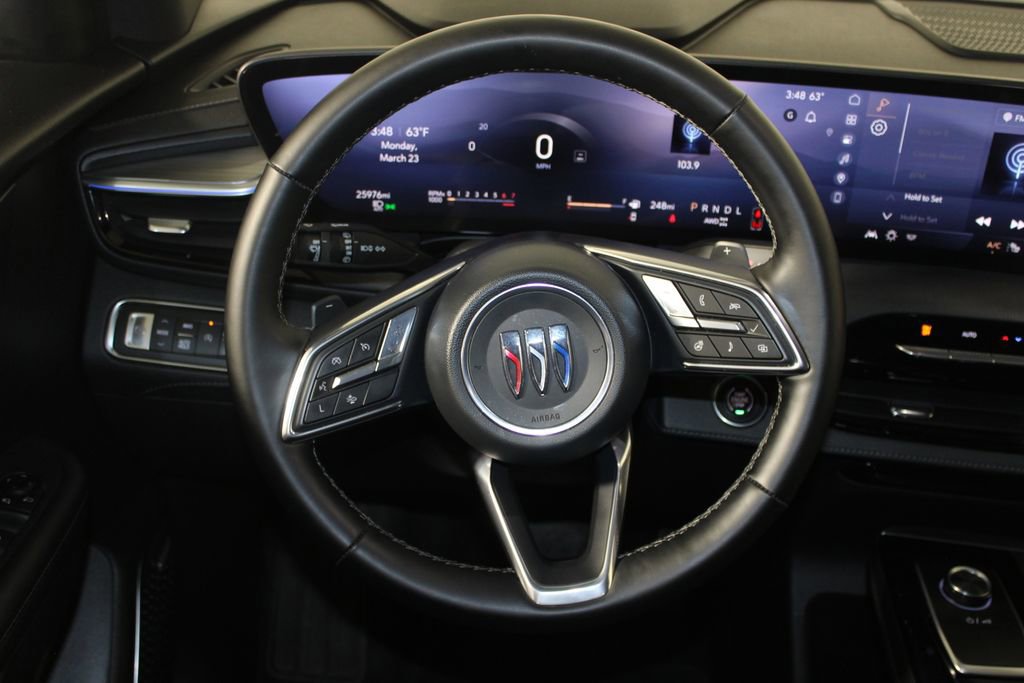 Used 2025 Buick Enclave Preferred image 15