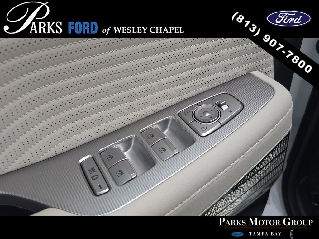 Used 2025 Hyundai Palisade Calligraphy image 17