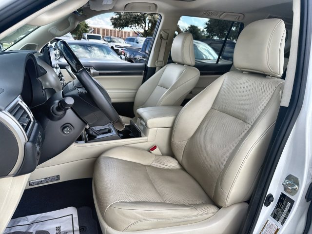Used 2023 Lexus GX 460 Luxury w/ Sport Design Package AWD/4WD image 11
