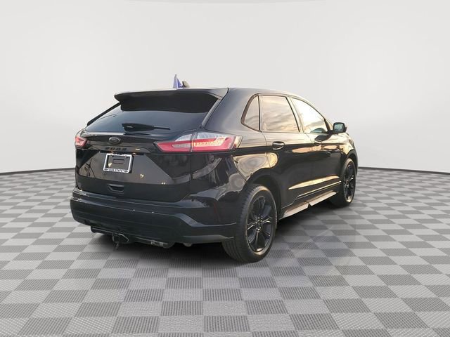 Certified 2022 Ford Edge SE w/ Black Appearance Package image 3