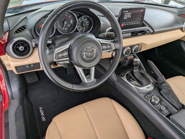 Used 2019 MAZDA MX-5 Miata RF Grand Touring image 16