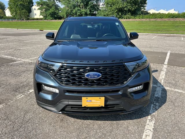 Certified 2022 Ford Explorer ST-Line w/ Class IV Trailer Tow Package AWD/4WD image 3