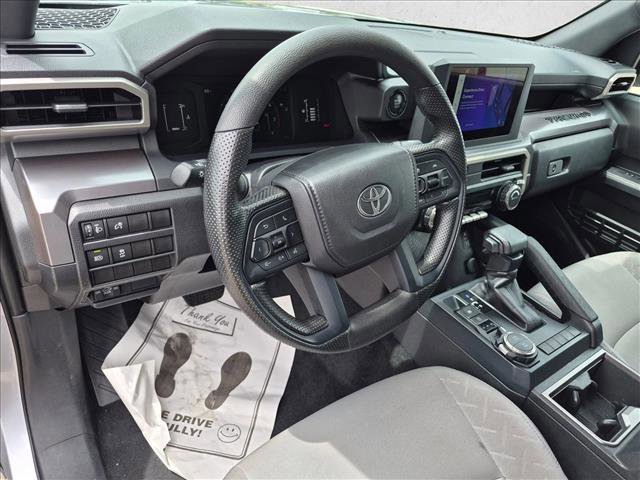 Used 2024 Toyota Tacoma SR5 AWD/4WD image 10