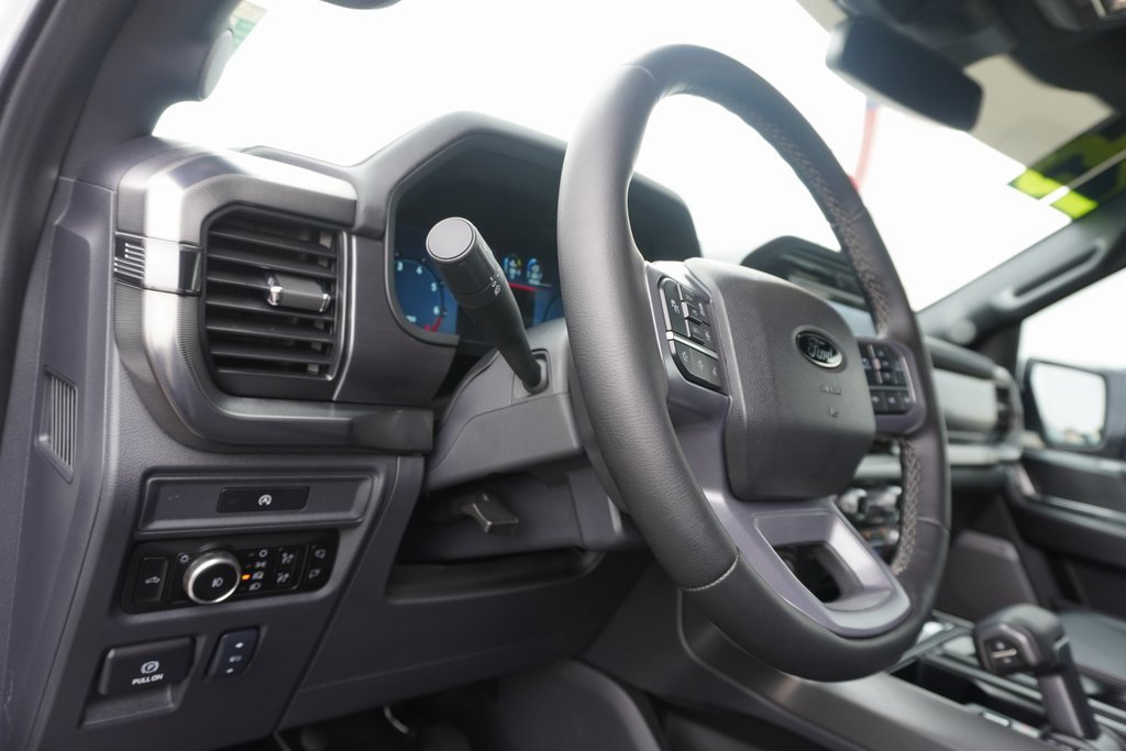 Certified 2025 Ford F150 Lariat w/ Equipment Group 501A Mid image 12