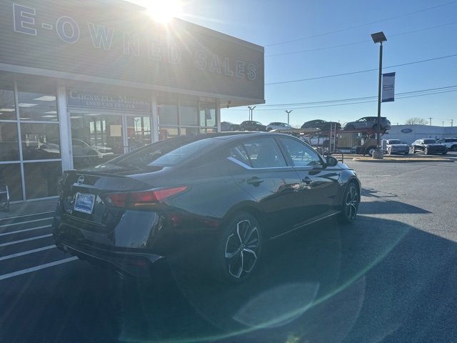 Used 2024 Nissan Altima 2.5 SR image 4