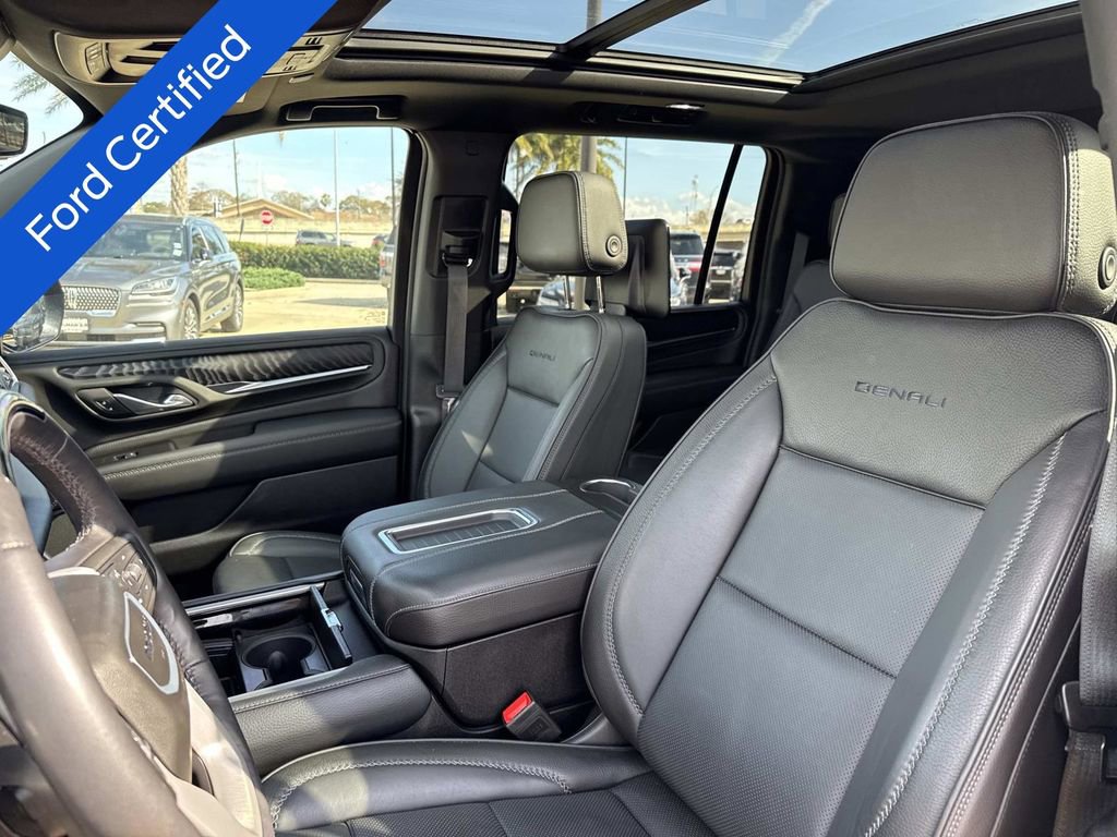 Used 2024 GMC Yukon XL Denali w/ Denali Reserve Package image 18