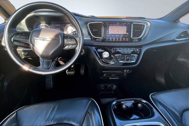 Used 2020 Chrysler Pacifica Limited w/ Advanced Safetytec Group image 19