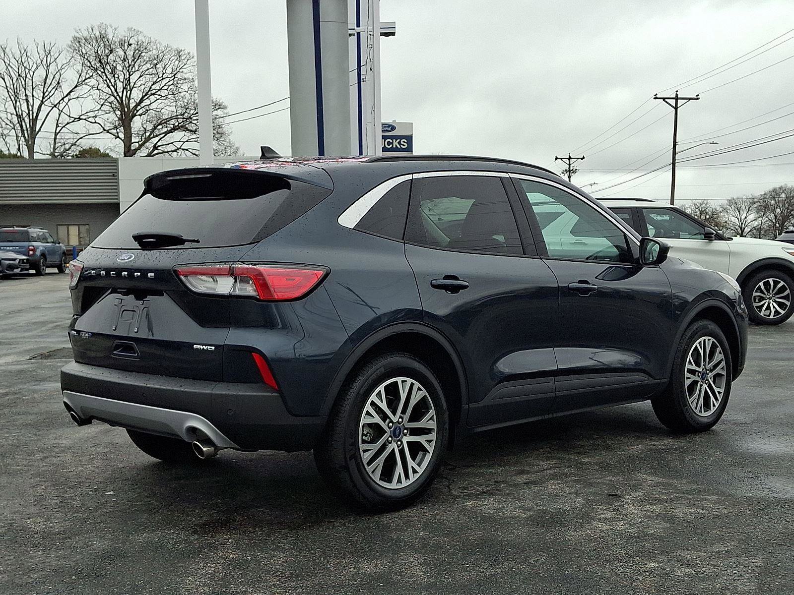 Certified 2022 Ford Escape SEL image 6