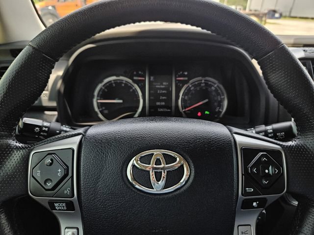 Used 2023 Toyota 4Runner Limited AWD/4WD image 38