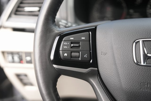 Used 2025 Honda Odyssey Elite image 25