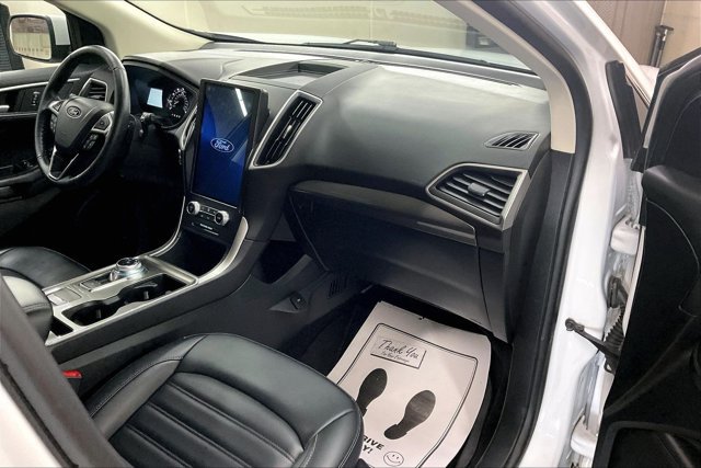Certified 2024 Ford Edge SEL w/ Convenience Package AWD/4WD image 18