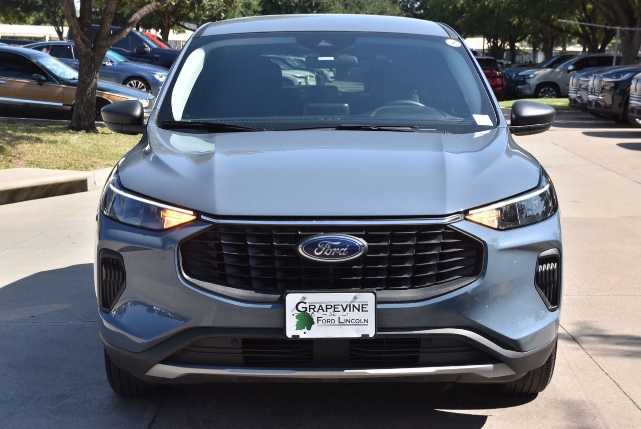 Certified 2024 Ford Escape Active FWD image 3