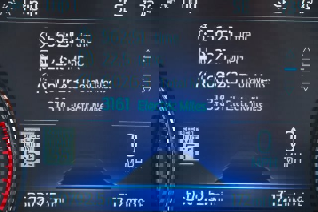 Certified 2023 Ford Explorer Limited w/ Hybrid Equipment Group 310A image 36