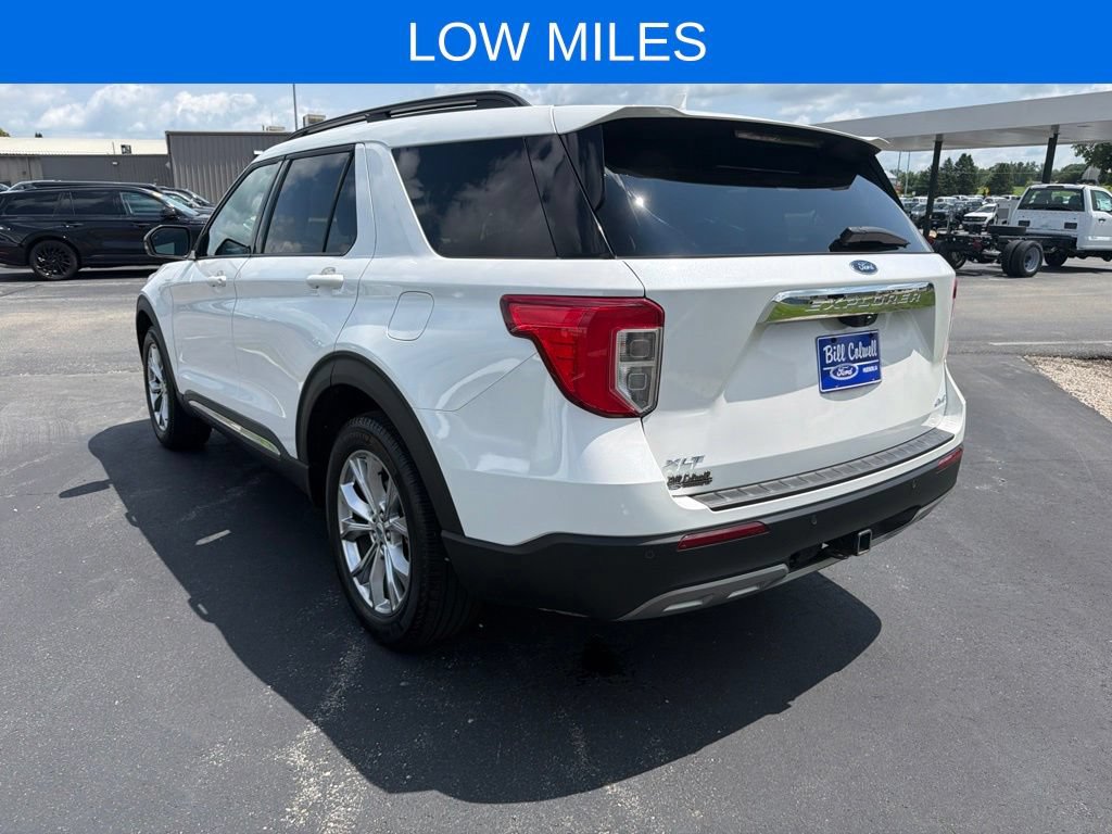 Certified 2024 Ford Explorer XLT w/ Equipment Group 202A AWD/4WD image 6