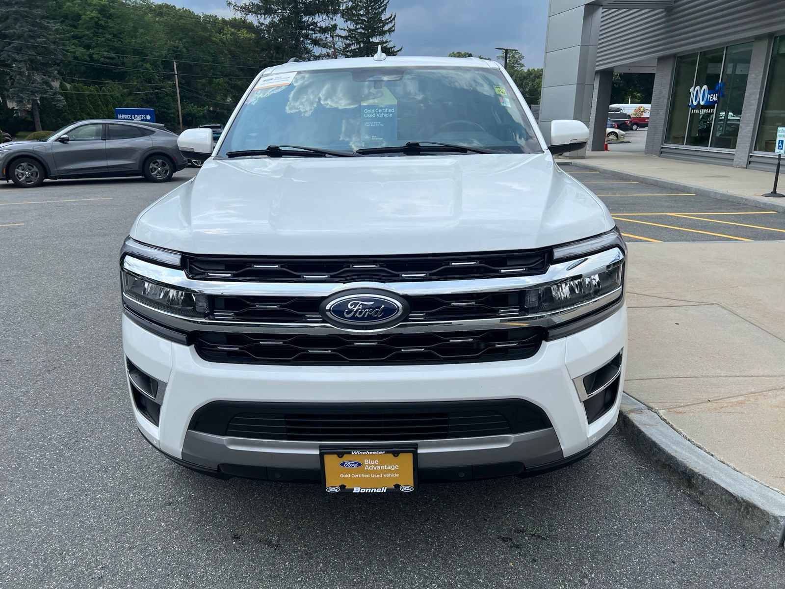 Certified 2024 Ford Expedition Limited AWD/4WD image 2