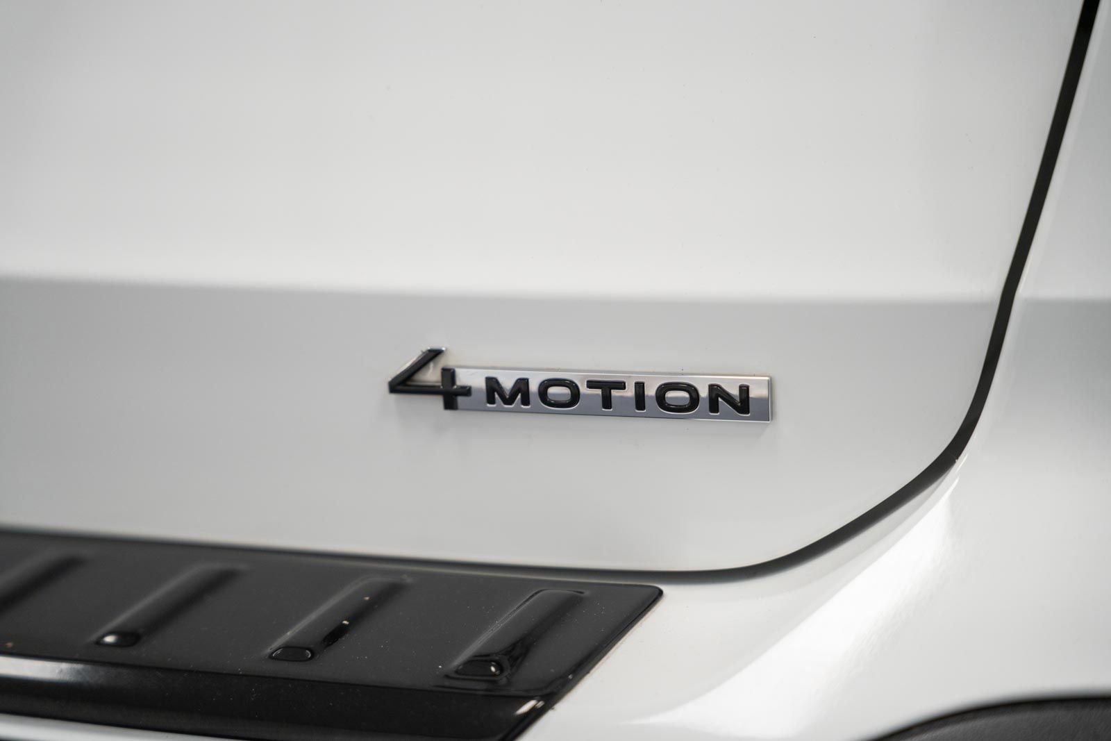 Used 2024 Volkswagen Taos SE AWD/4WD image 9