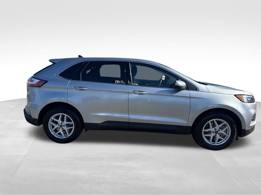 Certified 2024 Ford Edge SEL image 7