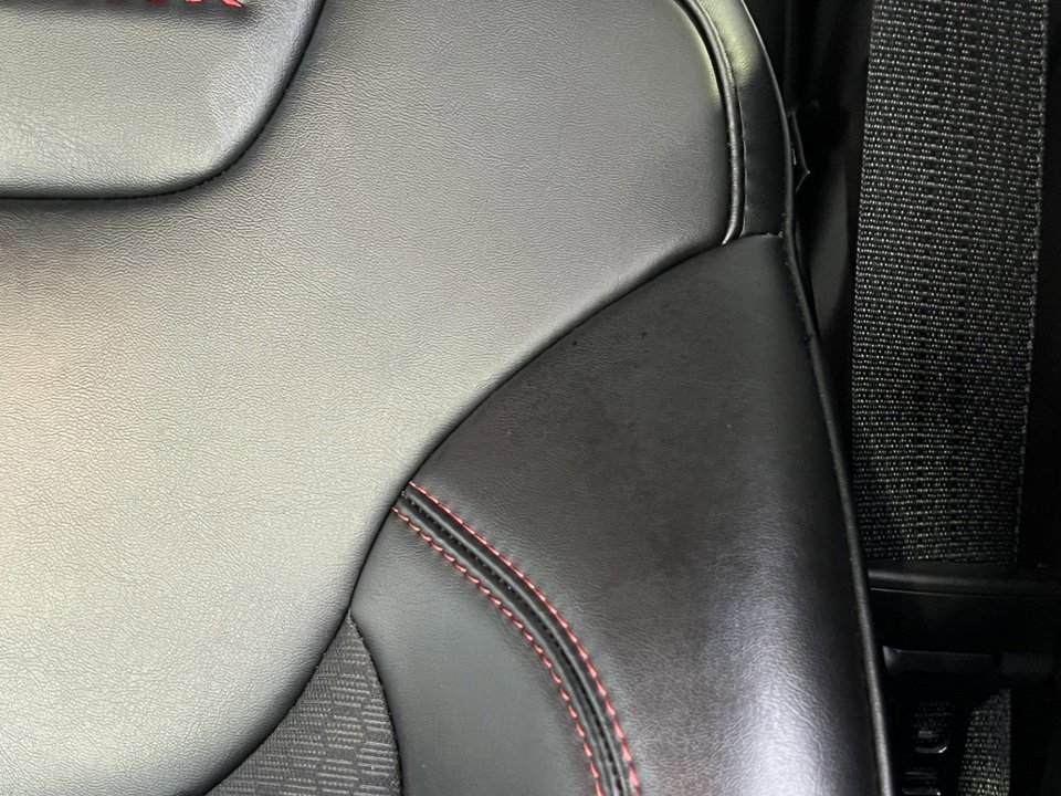 Used 2022 Jeep Cherokee Trailhawk w/ Comfort/Convenience Group image 19