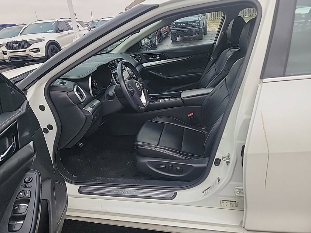 Used 2023 Nissan Maxima SV w/ Floor Mat Group image 34