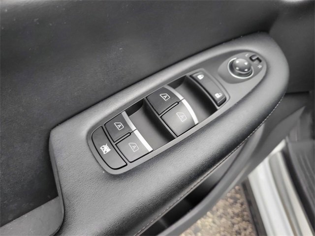 Used 2020 INFINITI QX50 Luxe w/ Navigation Package image 16