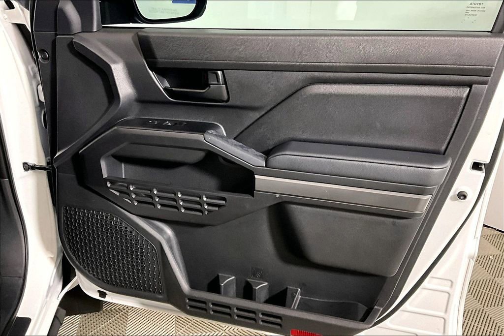 Used 2024 Toyota Tacoma SR5 image 19