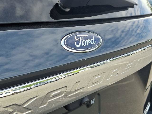 Certified 2023 Ford Explorer XLT AWD/4WD image 29