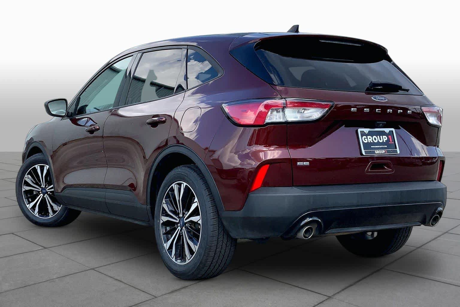 Certified 2021 Ford Escape SE w/ SE Sport Appearance Package FWD image 11