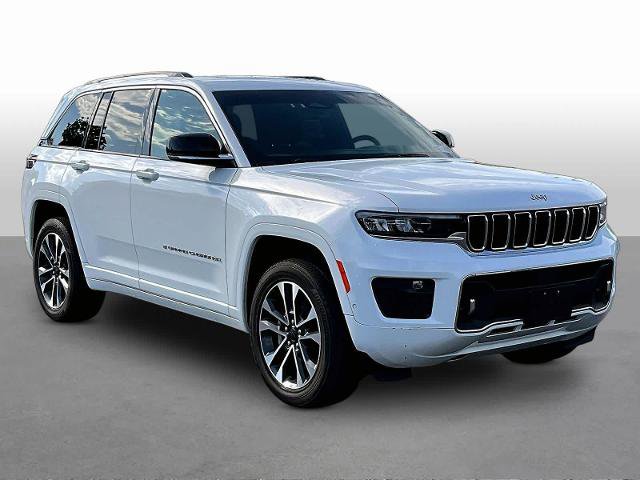 Used 2023 Jeep Grand Cherokee Overland w/ Luxury Tech Group IV AWD/4WD image 1