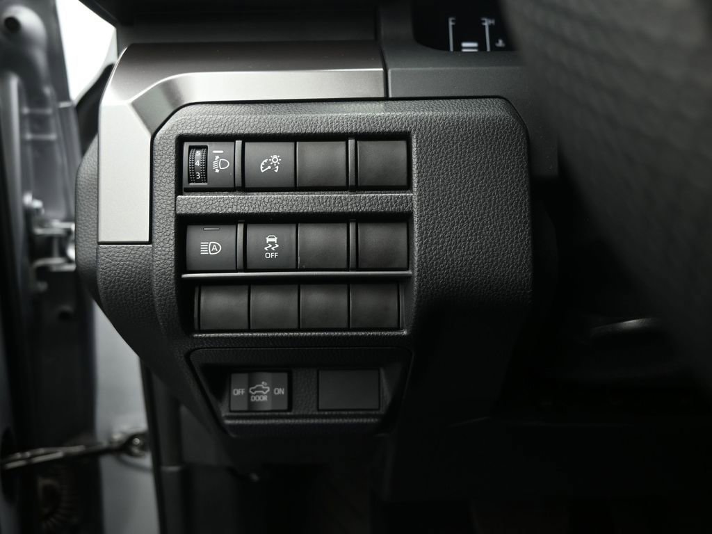 Used 2024 Toyota Tacoma SR5 image 11