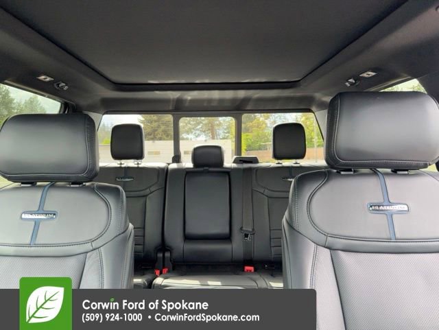 Certified 2026 Ford F450 Platinum w/ FX4 Off-Road Package AWD/4WD image 33