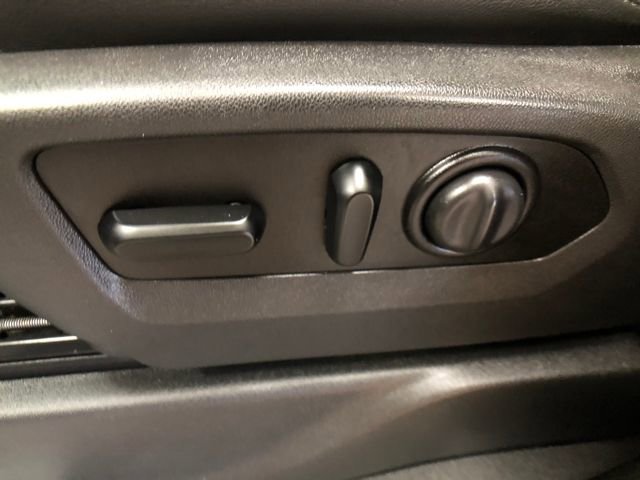 Used 2020 Chevrolet Silverado 1500 High Country w/ Technology Package image 11