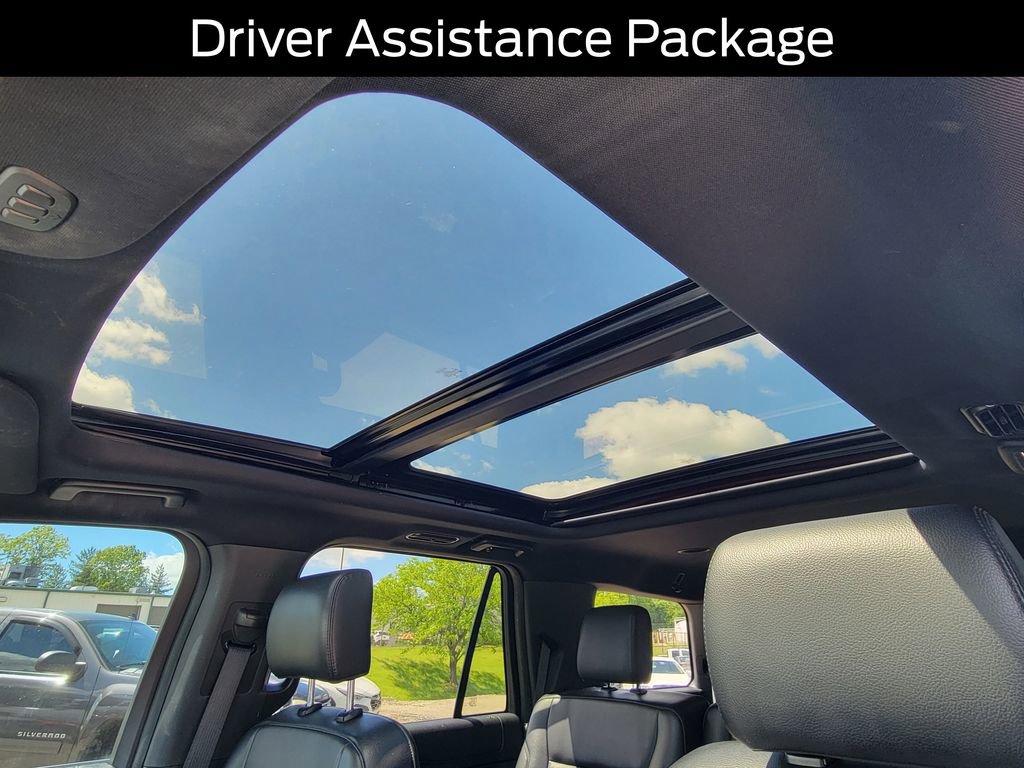 Certified 2019 Ford Expedition XLT w/ Equipment Group 202A RWD image 31