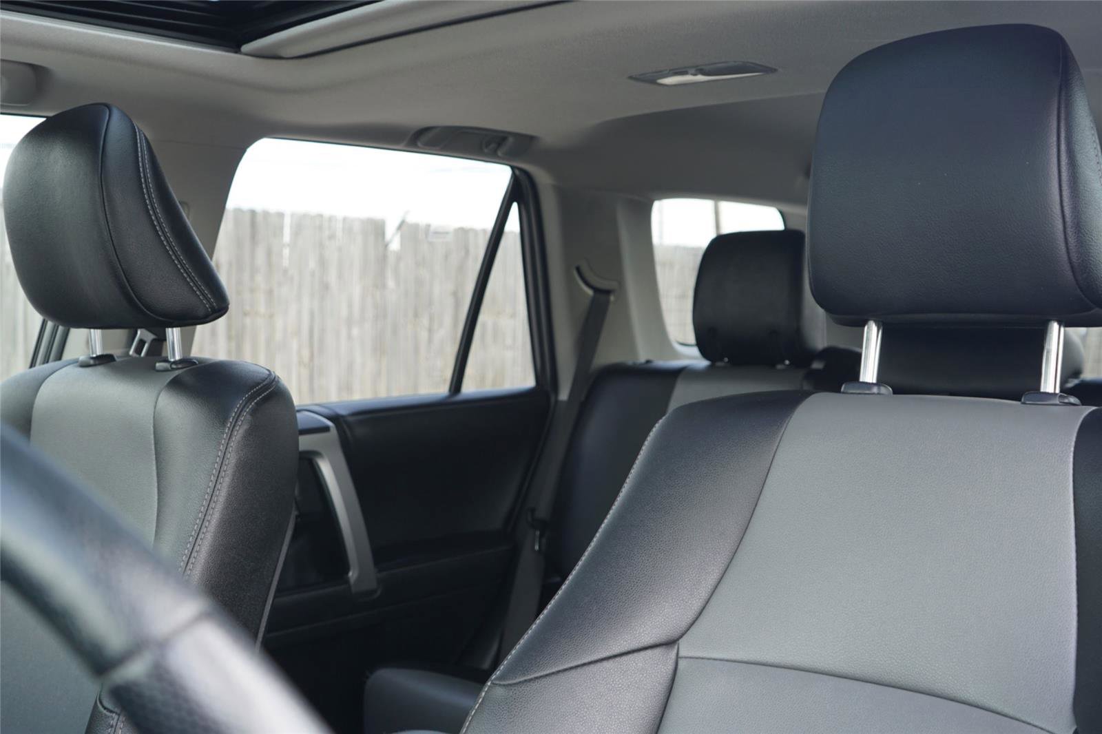 Used 2023 Toyota 4Runner SR5 Premium w/ Moonroof Package RWD image 11
