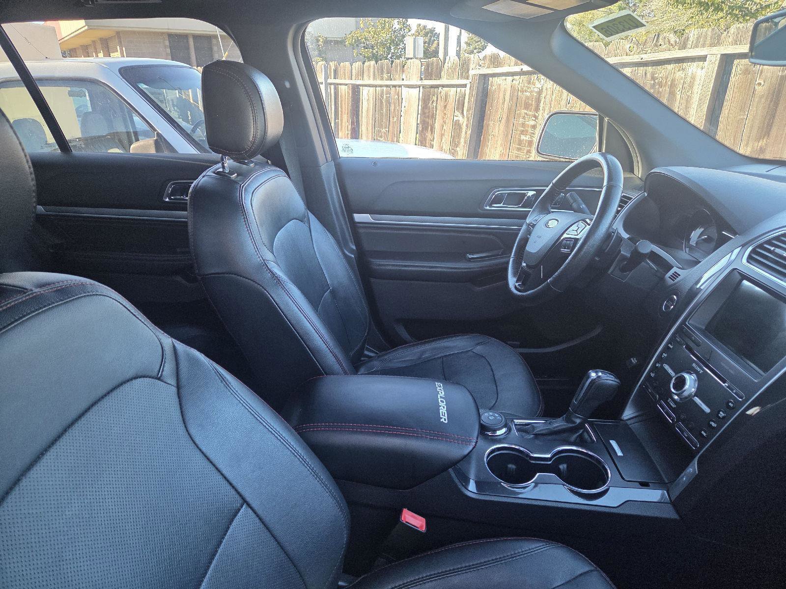 Certified 2017 Ford Explorer Sport image 11