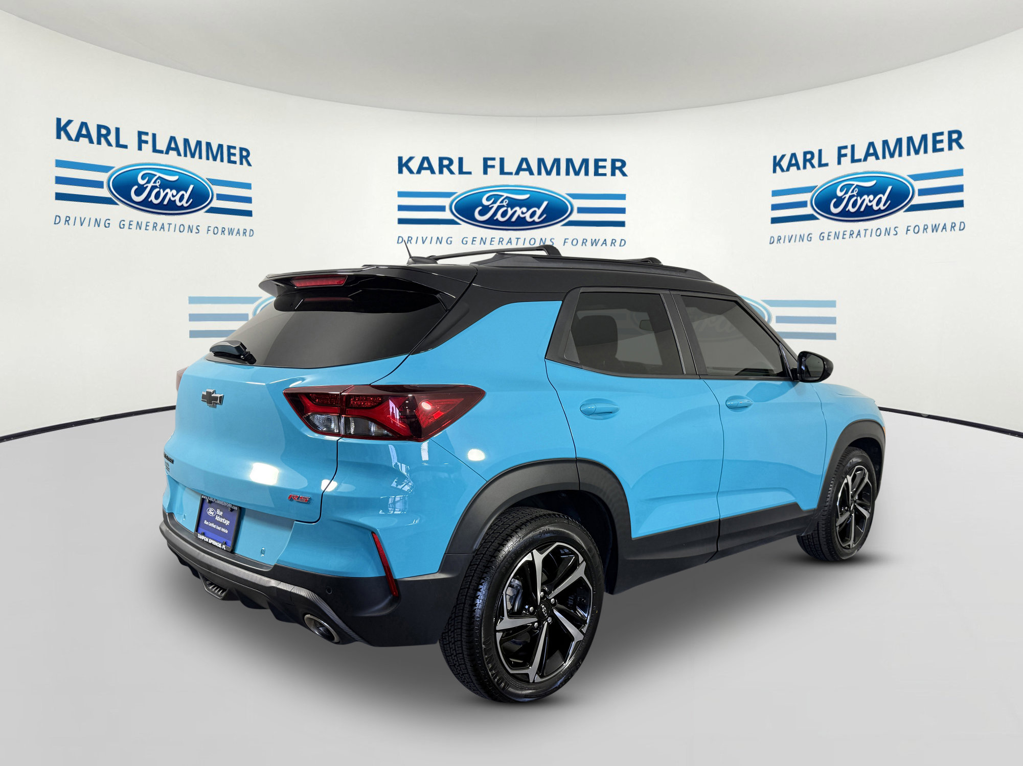 Used 2021 Chevrolet TrailBlazer RS w/ Sun and Liftgate Package image 3