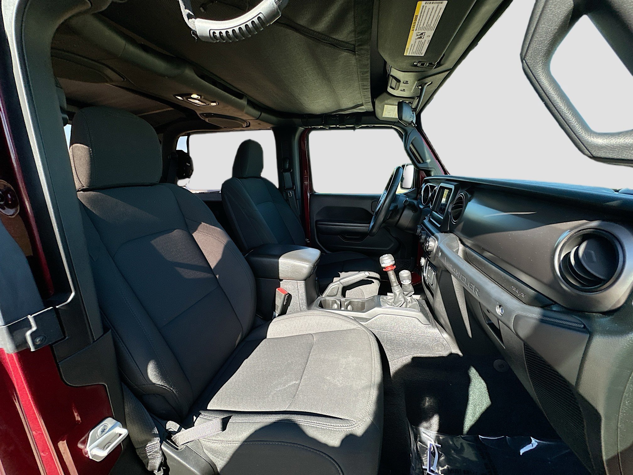 Used 2021 Jeep Wrangler Sport image 25