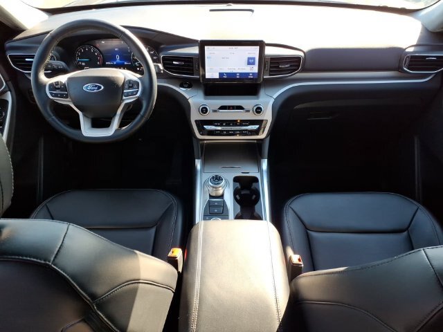 Certified 2023 Ford Explorer XLT w/ Equipment Group 202A AWD/4WD image 14