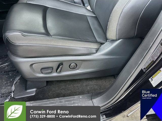 Used 2024 Nissan Pathfinder SL AWD/4WD image 23